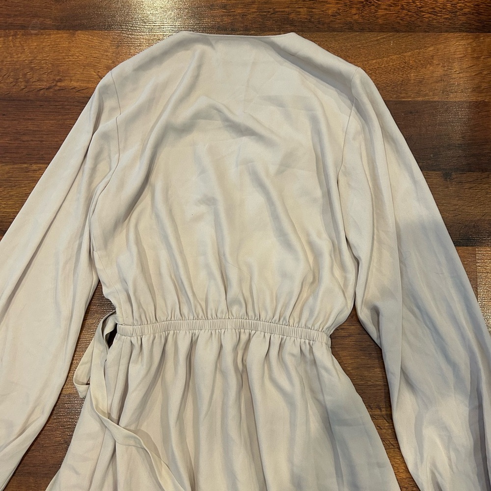 Show Me Your Mumu Lady Long Sleeve Wrap Maxi Dress Beige Size Small - Picture 10 of 10